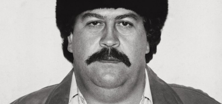 Pablo Escobar, 200 hakim, 1000 polis, gazeteci ve hükümet yetkilisi dahil olmak üzere toplam 4.000 kişinin ölümüyle suçlandı.