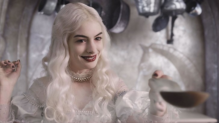 Alis Harikalar Diyarında (Alice in Wonderland)