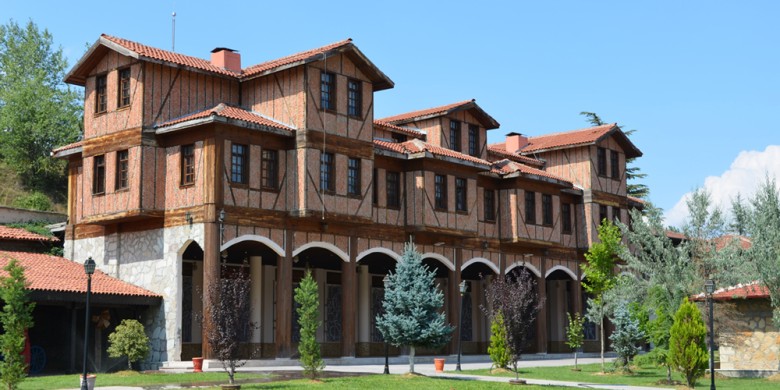 Mimar Vedat Tek Kültür ve Sanat Merkezi 75. Yıl Cumhuriyet Müzesi